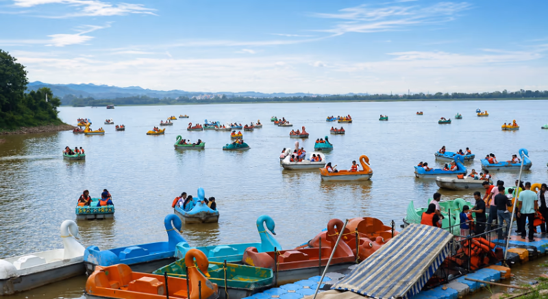Sukhna Lake, Chandigarh